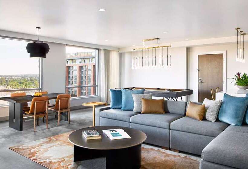 Suite, The Scottsdale Resort & Spa, Curio Collection By Hilton
