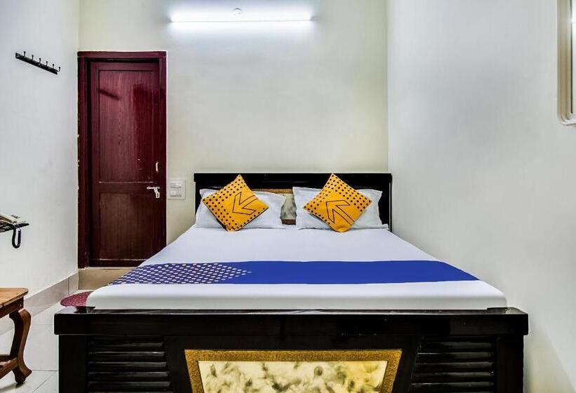 标准间, Spot On Sri Surya Lodge