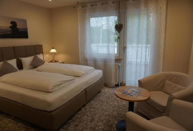 Номер Стандарт с Балконом, Mansion