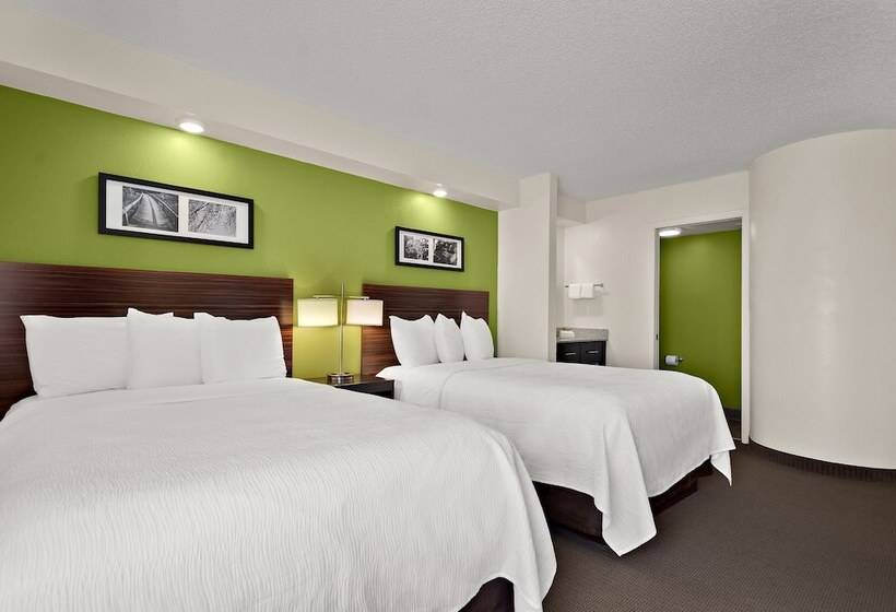Номер бизнес-класса, Spot X Hotel Tampa   Wesley Chapel By The Red Collection