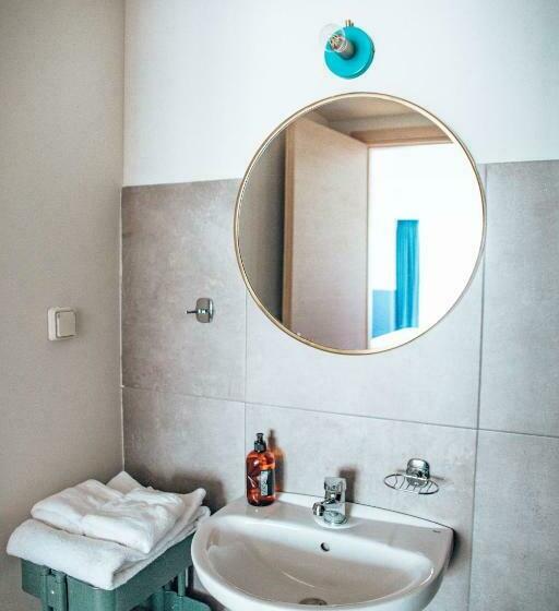 Люкс, Selina Athens Theatrou