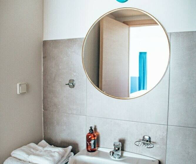 Люкс, Selina Athens Theatrou