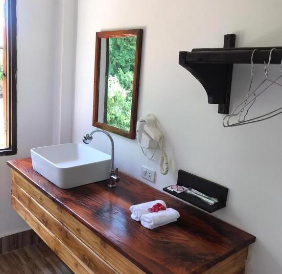 Семейный Номер Deluxe, Nam Ou View Villa