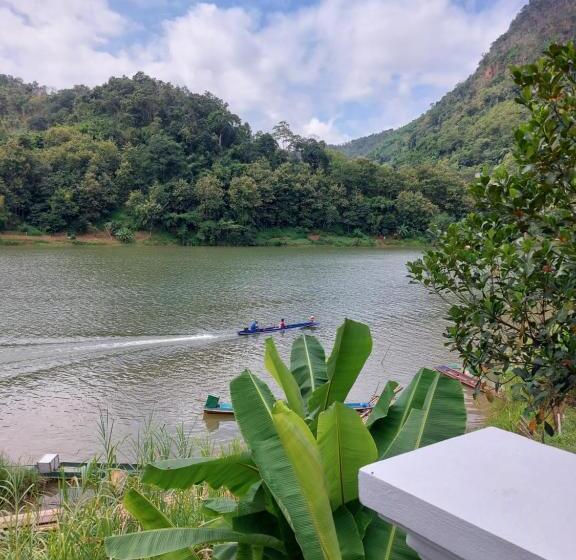 Номер Стандарт Вид на Озеро, Nam Ou View Villa