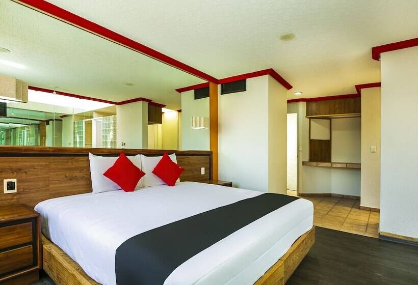 غرفة ديلوكس, Capital O Hotel Casa Blanca, Morelia