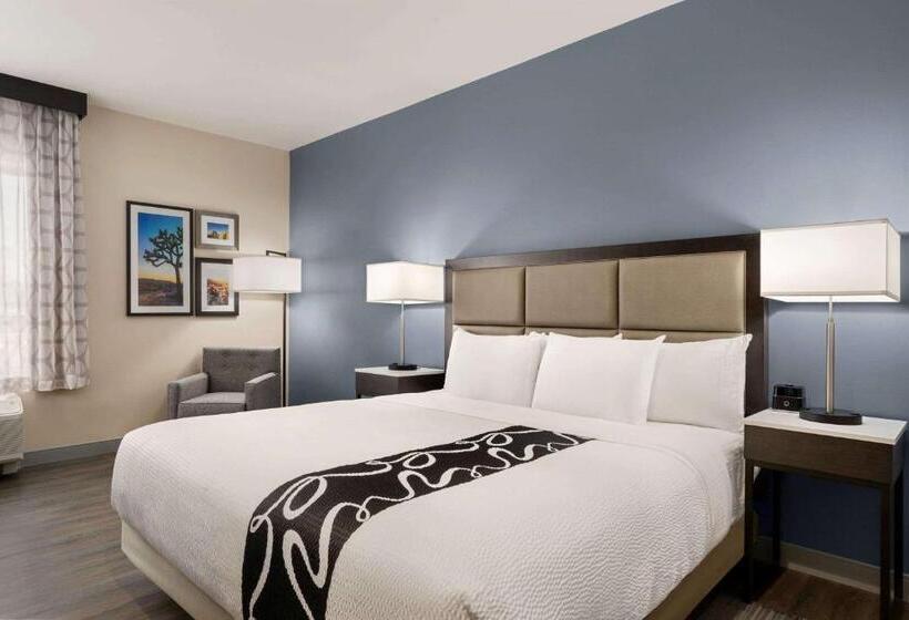 Номер Стандарт Кровать Кинг Адаптированный для Инвалидов, Laquinta Inn & Suites By Wyndham San Bernardino