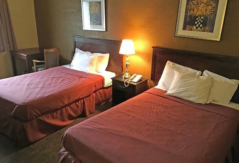 Номер Стандарт 2 Двуспальные Кровати, Americas Best Value Inn Livonia/detroit