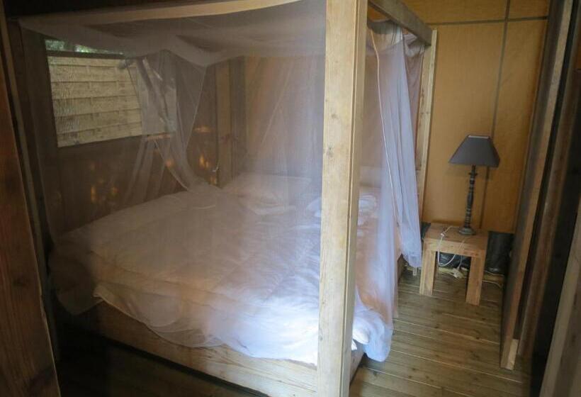 Standard Tent, Domaine Du Siestou