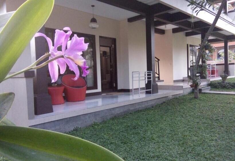 발코니 디럭스 룸, Indraprastha 2 Bungalow