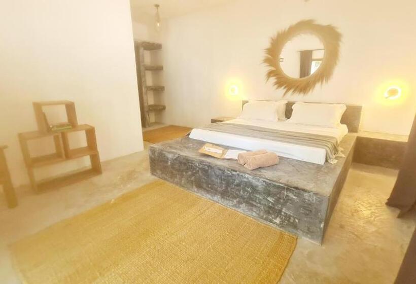 Номер Deluxe с Балконом, Garden Beach Bungalows Jambiani