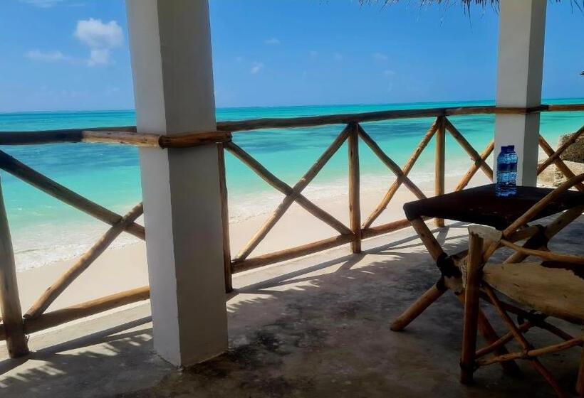 Номер Deluxe Вид на Море с Балконом, Garden Beach Bungalows Jambiani