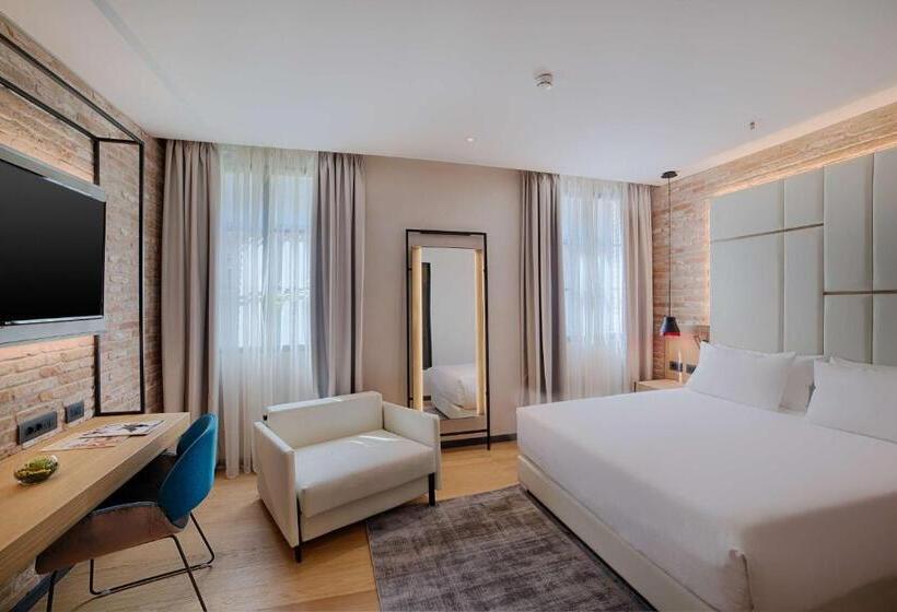 Номер Премиум, NH Collection Murano Villa