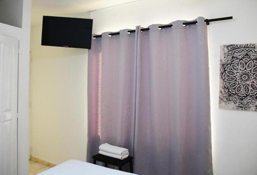 Habitación Triple Estándar, Casa Docia