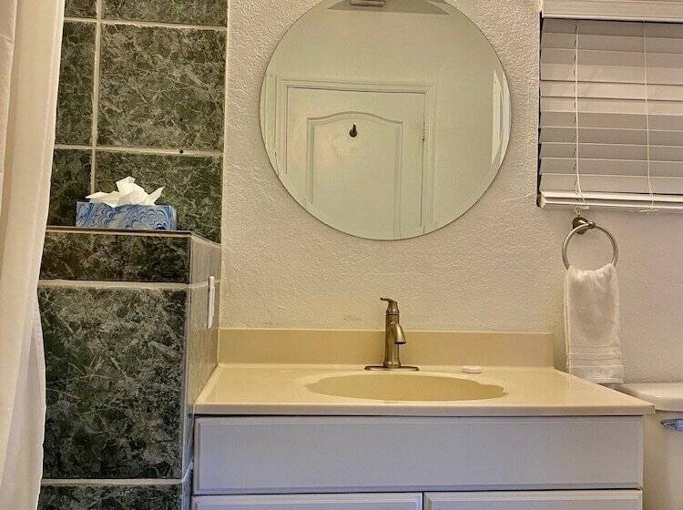 Дом 1 Спальня, Turtle Beach Resort