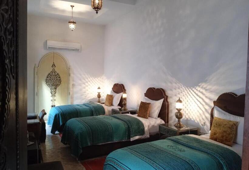 标准三人间, Riad Meyssane Fès