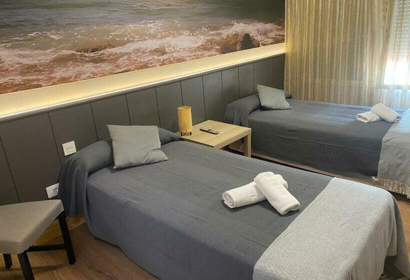 스탠다드 룸, Hostal Restaurante Río Ubierna