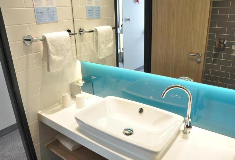 Номер Стандарт, Holiday Inn Express   Sindelfingen, An Ihg