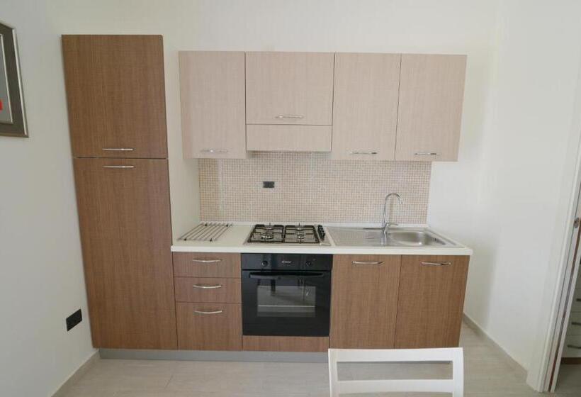 Апартаменты 1 Спальня Нижний Этаж, Toto Residence