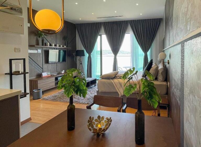 디럭스 룸 바다 전망, Swiss Belhotel Kuantan