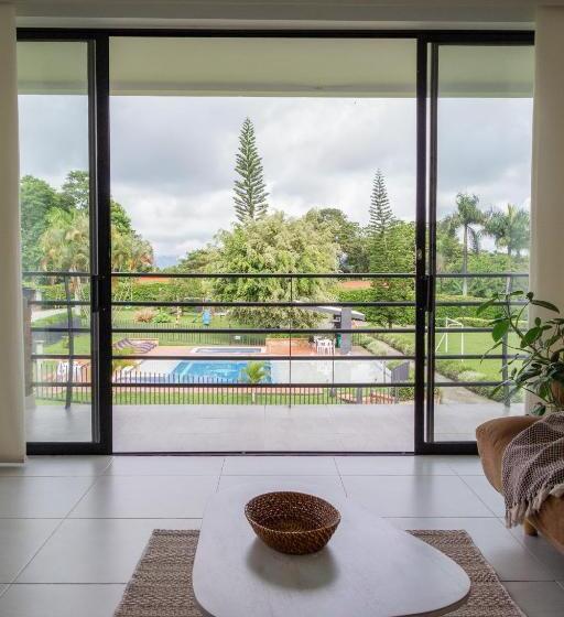 آپارتمان 1 خوابه با چشم‌انداز استخر, Finca Hotel Casa Nostra, Villa Mariana
