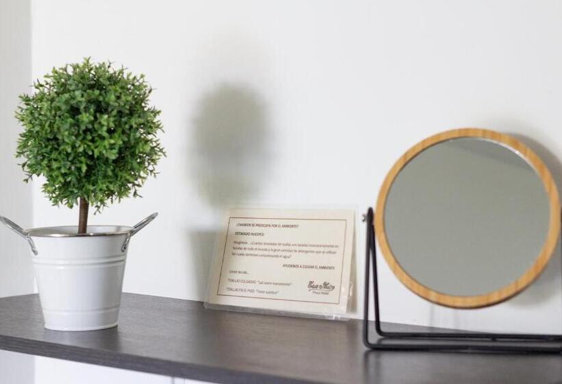 اتاق استاندارد با چشمانداز استخر, Finca Hotel Casa Nostra, Villa Mariana