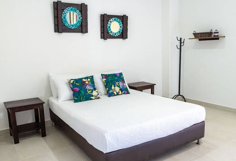 اتاق استاندارد با چشم‌انداز استخر, Finca Hotel Casa Nostra, Villa Mariana