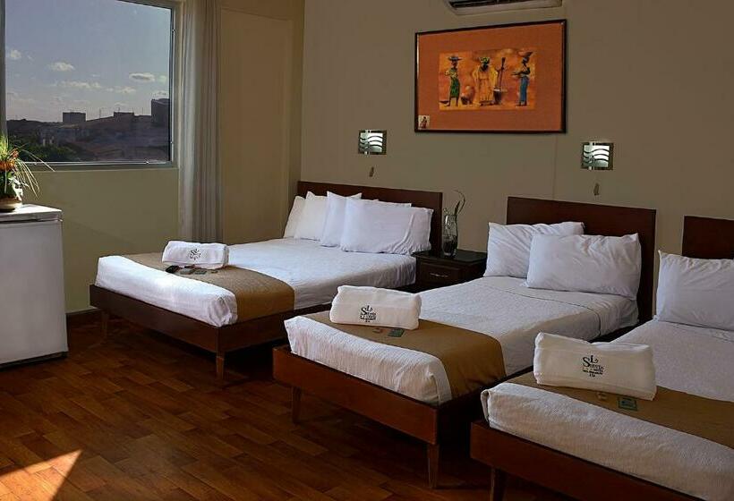 اتاق سوپریور سه تخته, La Siesta