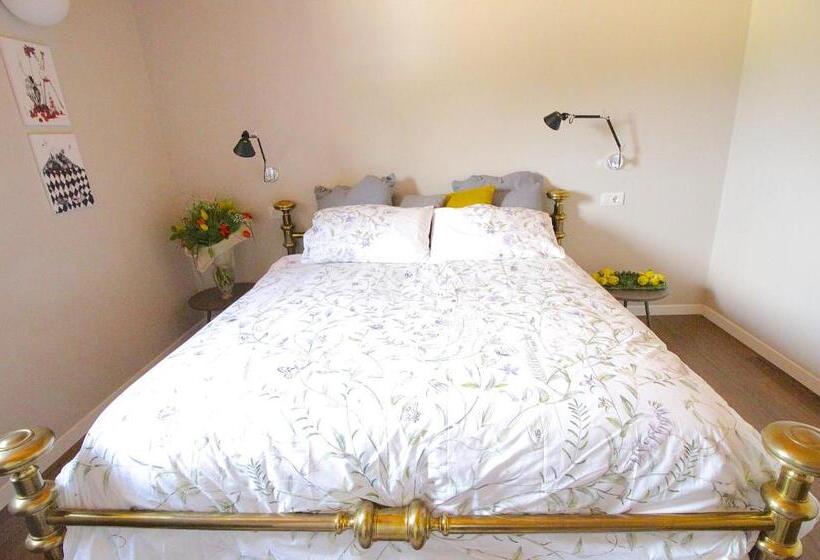 Deluxe Suite King Bed, Agriturismo Corte Patrizia