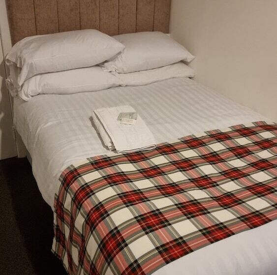 חדר סטנדרט חדר אמבטיה משותף, The Hampton Court Guesthouse