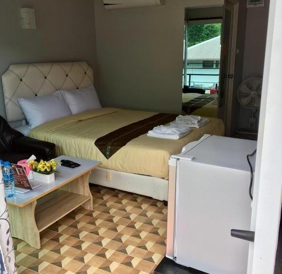 수피리어 룸 산전망, River Hill Side Resort