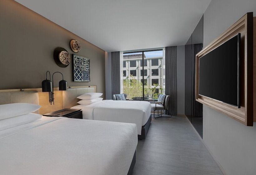 스탠다드 룸 더블 침대 2개, Four Points By Sheraton Phuket Patong Beach Resort