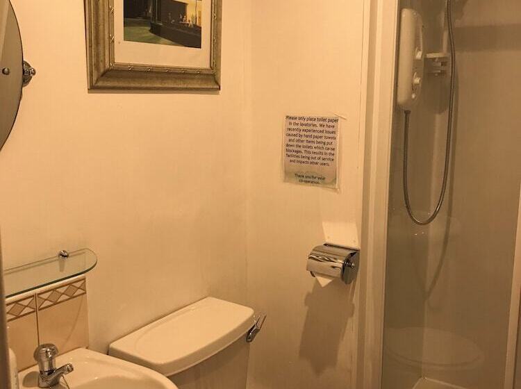 Номер Стандарт, Alexander Guest House