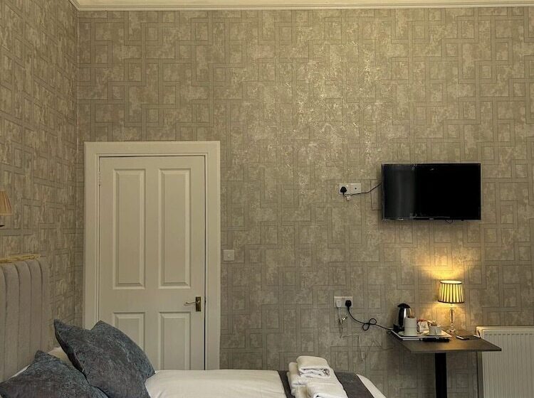Семейный Номер, Alexander Guest House