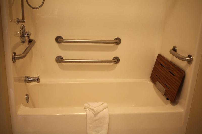 Люкс Кровать Кинг, Best Western Plus Des Moines West Inn & Suites