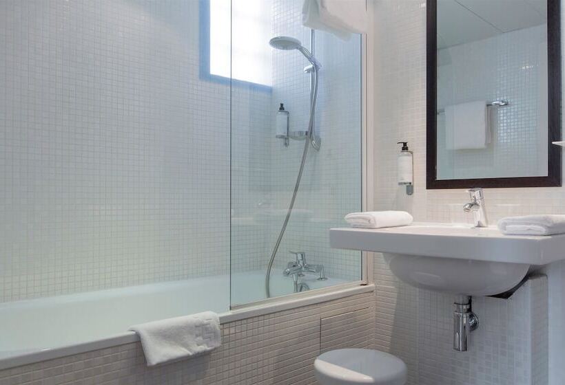コンフォートルーム, Best Western Rives De Paris La Defense