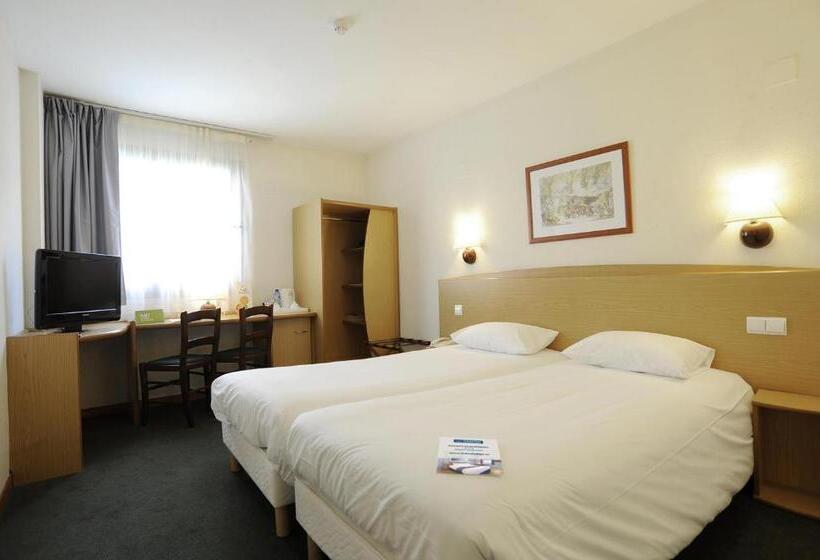 스탠다드 트리플 룸, Travelodge Alicante Puerto
