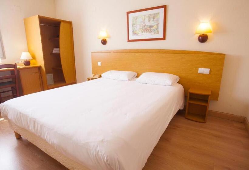 스탠다드 트리플 룸, Travelodge Alicante Puerto