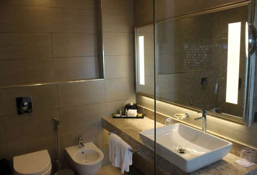 اتاق سوپریور, Hilton Amman