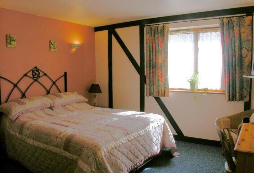 Номер Стандарт, Six Bells Inn