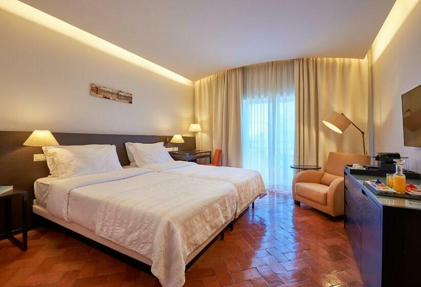 Quarto Estandard Vista Montanha, Penina Hotel & Golf Resort
