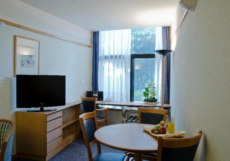 Standard Studio, Vip Executive Eden Apart