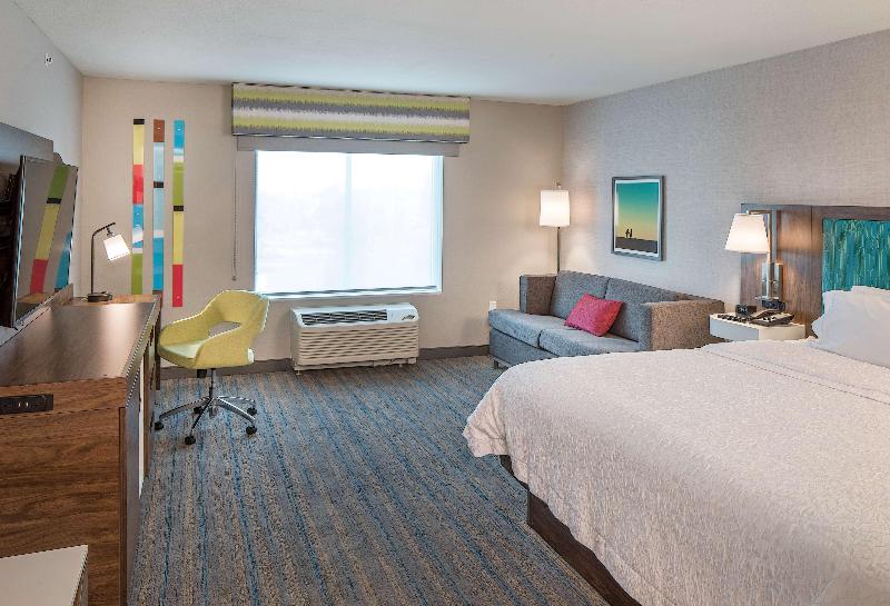 חדר סטנדרט עם מיטת קינג, Hampton Inn Hastings
