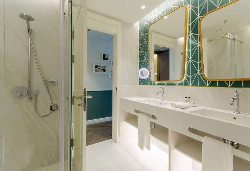 חדר סטנדרט עם מיטת קינג, Hilton Garden Inn Silverstone