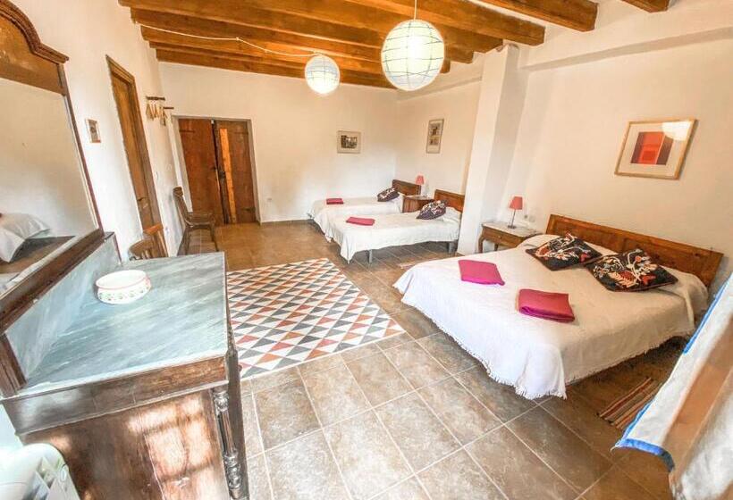 Семейный Номер, Casa Rural Sant Petrus De Madrona