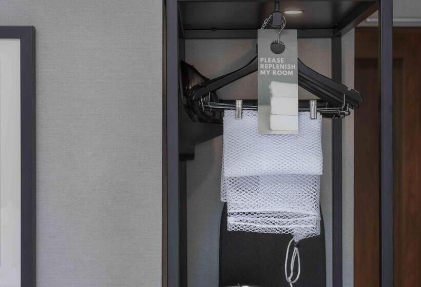 디럭스 스위트 킹 침대, Staybridge Suites   Boston Logan Airport   Revere, An Ihg