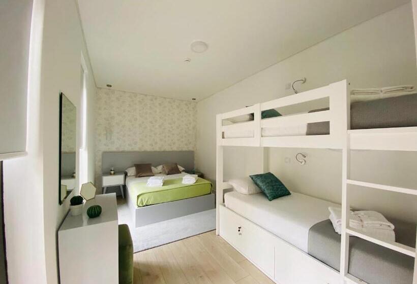 Семейный Номер, Family Hostel Costa Nova