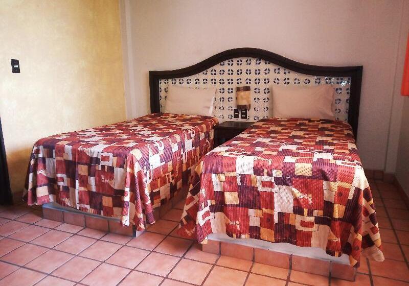 Номер Стандарт Трехместный, Oyo 89969 Mount Hill Villa Kundasang