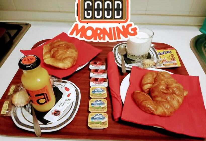 スタンダードルーム, Hostal Doña María
