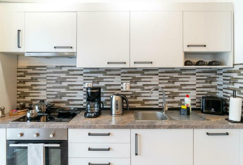 ２ベッドルームアパートメント, Tci Apartments