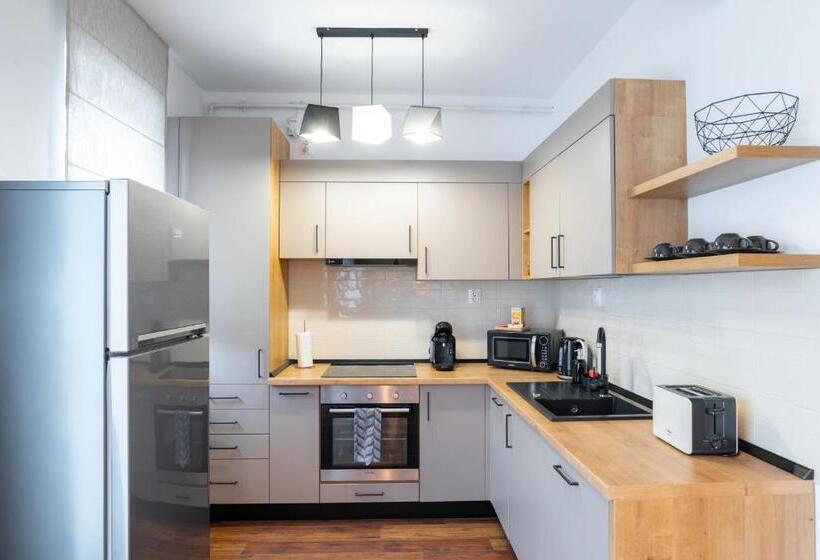 １ベッドルームペントハウスアパート, Tci Apartments